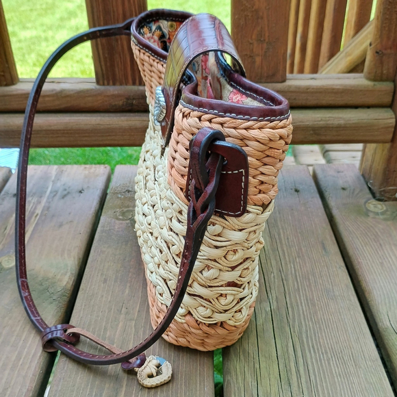 Vintage 90s Brighton Woven Wicker Straw Purse Shoulder Bag Brown Leather Strap - Picture 3 of 11